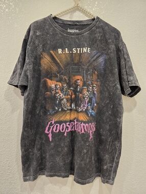 R.L. Stine Goosebumps T Shirt Black L
